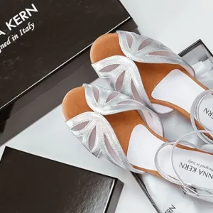 Dansebutikken Anna Kern sølv dansesko 3,5 cm hæl>Dame Brudesko | Salsasko Damer