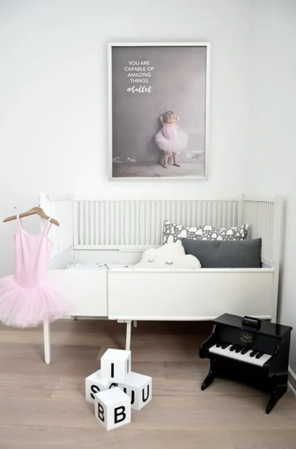 Dansebutikken Balletplakat lille pige rosa tutu> Andet Til Ballet