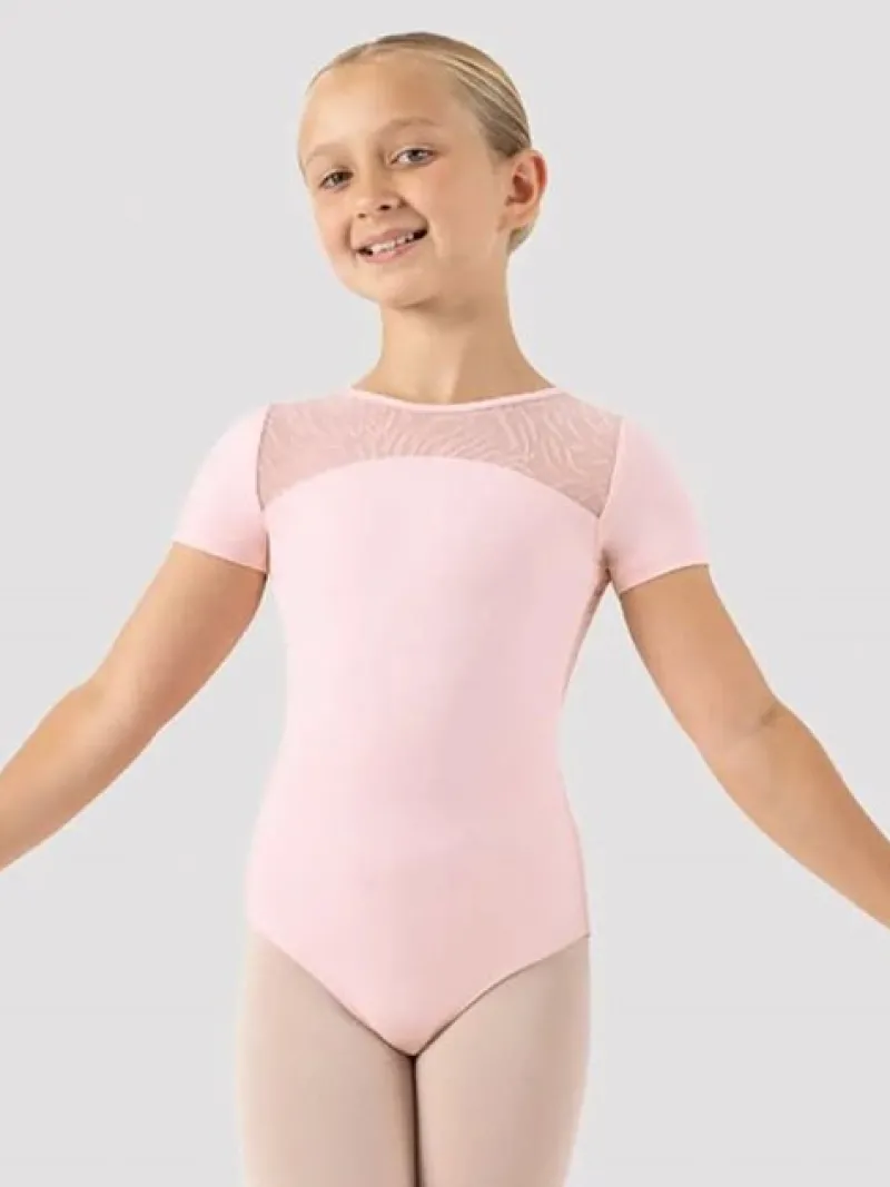 bloch_rosa_dragt_med_flot_1.webp Dansebutikken Bloch rosa dragt med flotte udskæringer>Børn Dragter Piger | Balletdragter Børn