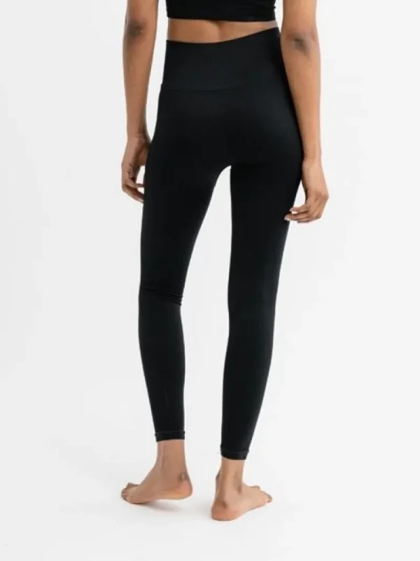 Dansebutikken Drop of Mindfulness Jeane rib leggings i sort>Dame Pilates Bukser/leggings | Yogabukser