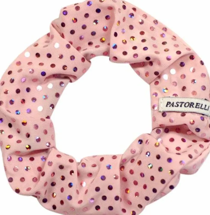 lyserd_hrelastik_med_tryk_0.webp Dansebutikken Lyserød hårelastik med trykte palietter> Rhinsten/smykker | Gymnastik Hårtilbehør