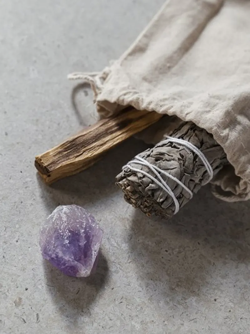 ritual_heal_kit_fra_yuman_1.webp Dansebutikken Ritual heal kit fra Yuman> Velvære