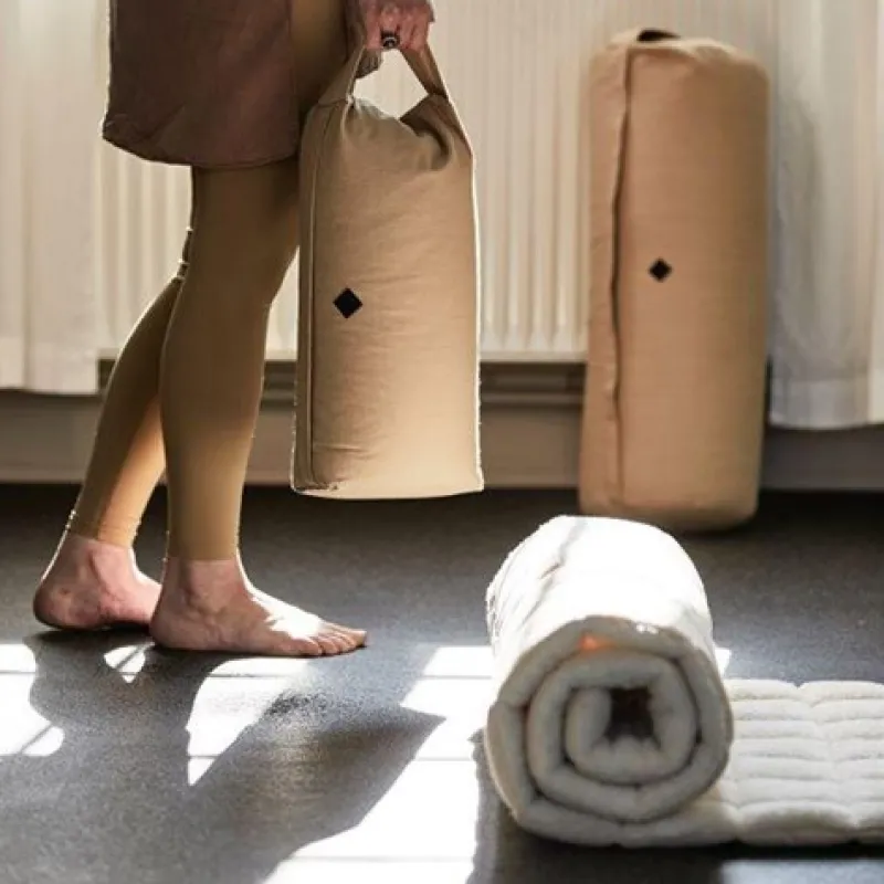 simple_days_beige_yoga_me_3.webp Dansebutikken Simple Days beige yoga meditationspude> Andet Til Yoga